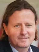 Бо Хенріксен