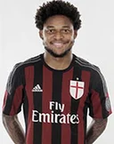 Луїс Адріано