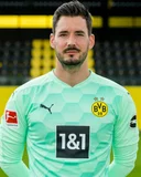 Роман  Бурки