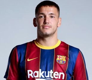 Рей Манай