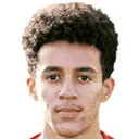 Лукас Кірнон