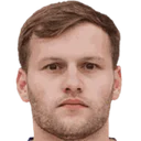 Елліот Невітт