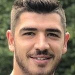 Фетхи Озер