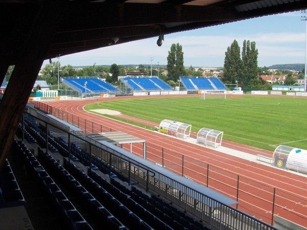 Стад Мішель Ідальго