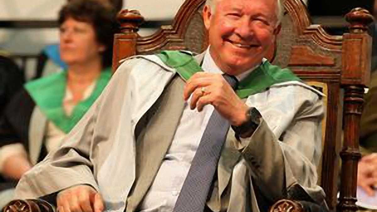 Фергюсон стал доктором. ВИДЕО