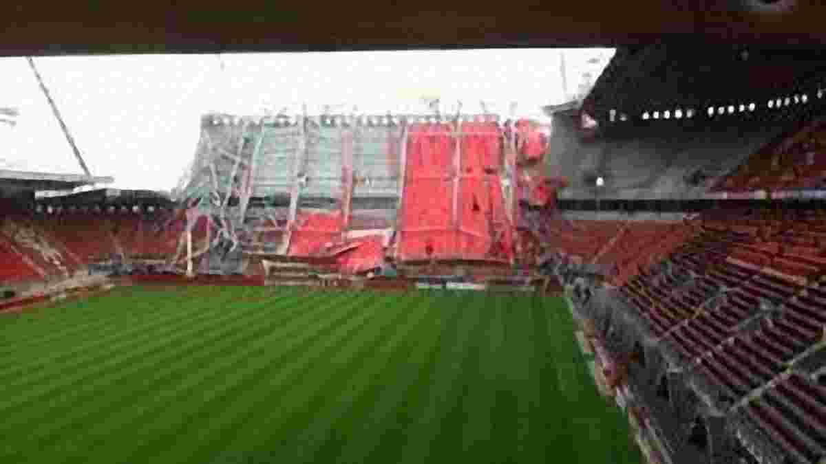 В результате обвала крыши стадиона "Твенте" погиб один человек. ВИДЕО

