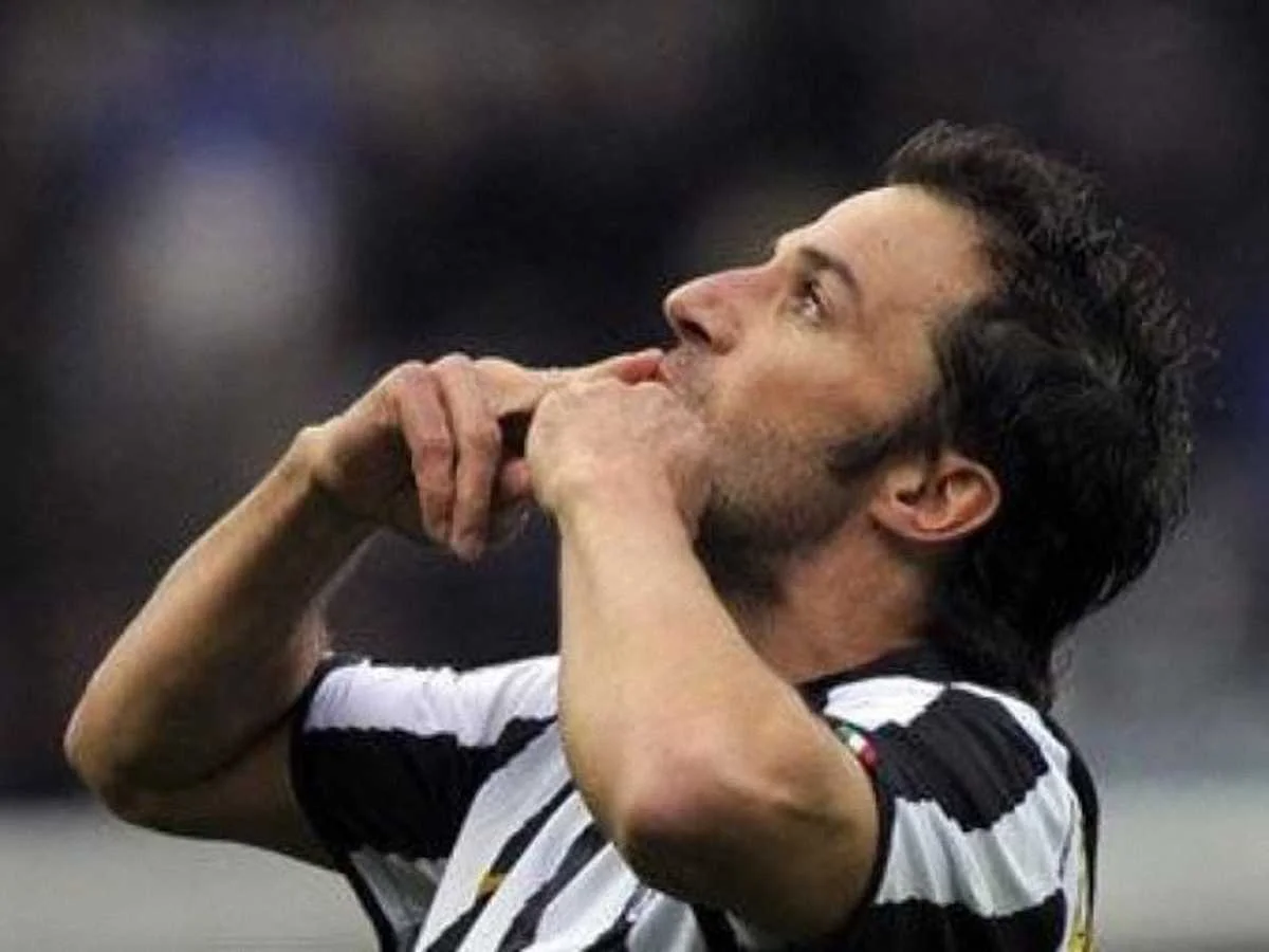 Алессандро дель Пьеро: Эй, там, в тумане!