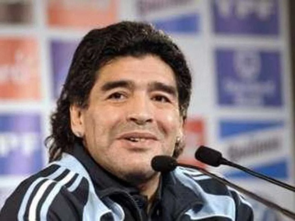 Диего Марадона