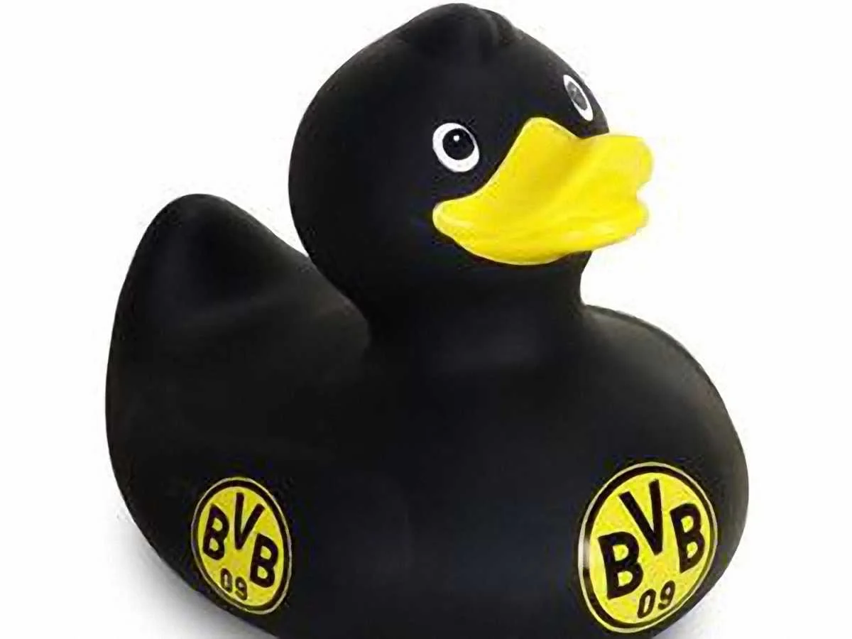 Качечко, пливи і ще один титул привези!