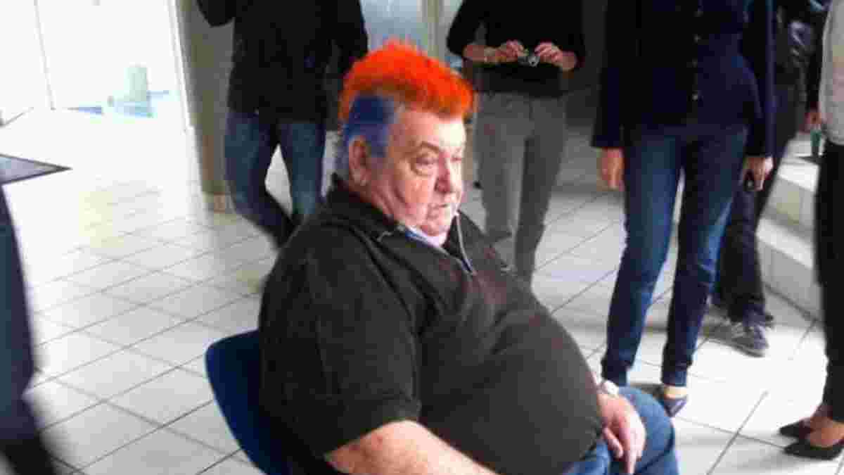 Президент чемпіонського "Монпельє" пофарбував волосся в помаранчеве і синє. ФОТО. ВІДЕО