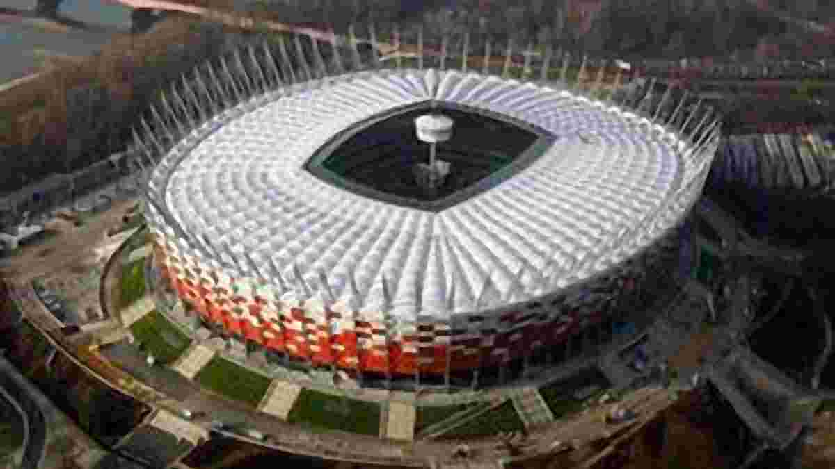 Строители стадиона в Варшаве грозятся сорвать Евро