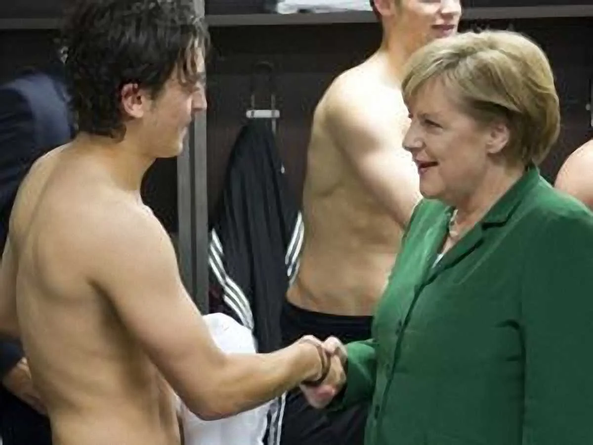 На матче будет присутствовать Ангела Меркель