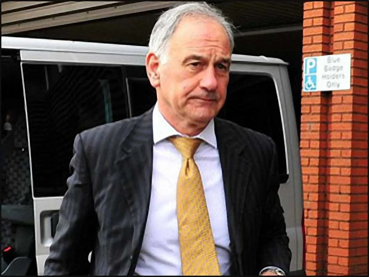 Чарльз Грин справился с нелегкой ситуацией и спас "Рейнджерс" от ликвидации