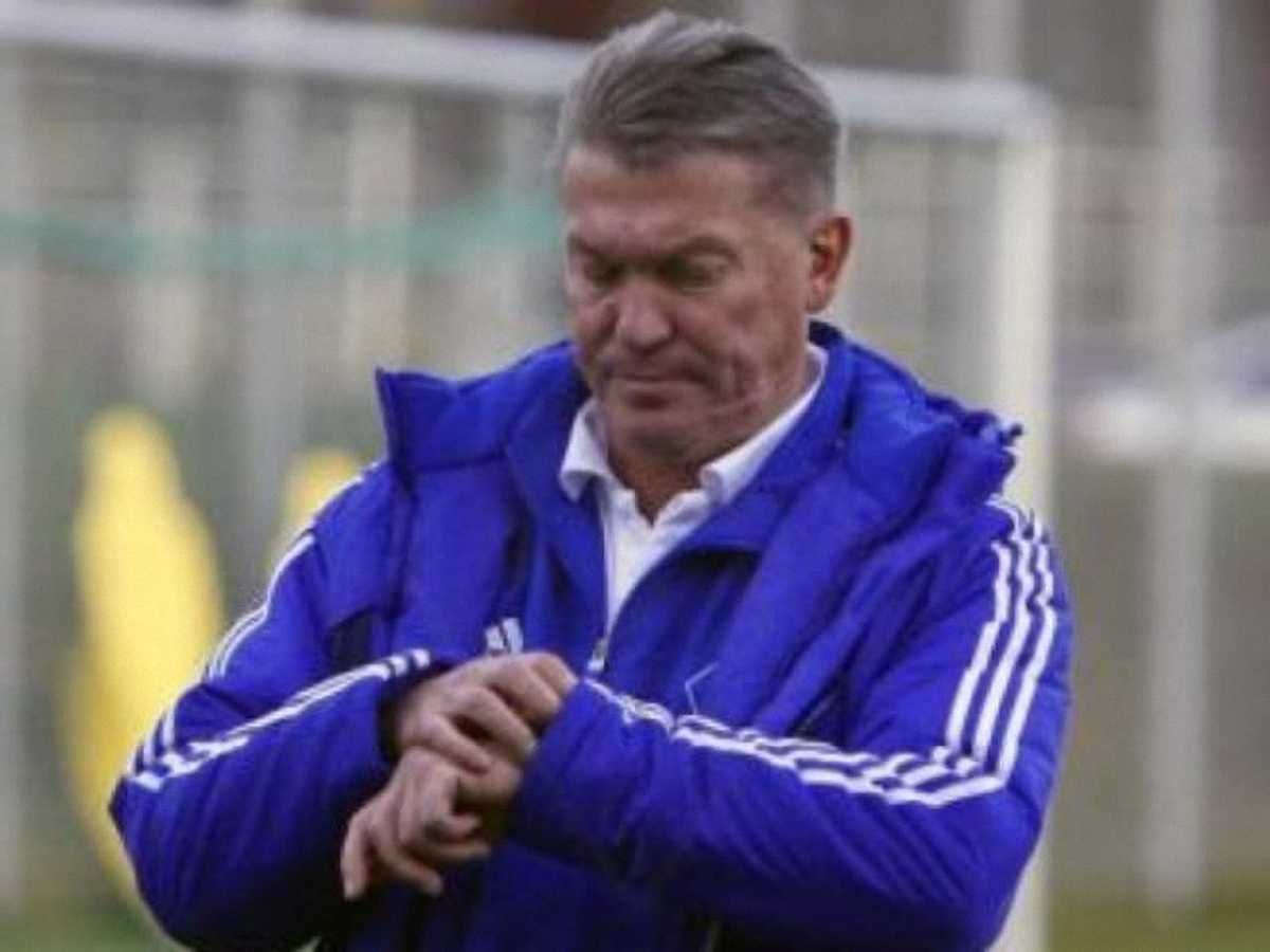 Блохін залежний від лікарів