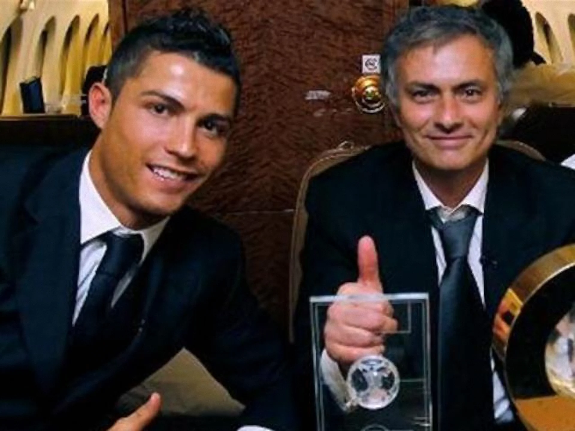 Ронни и Моур - дуэт Особенных