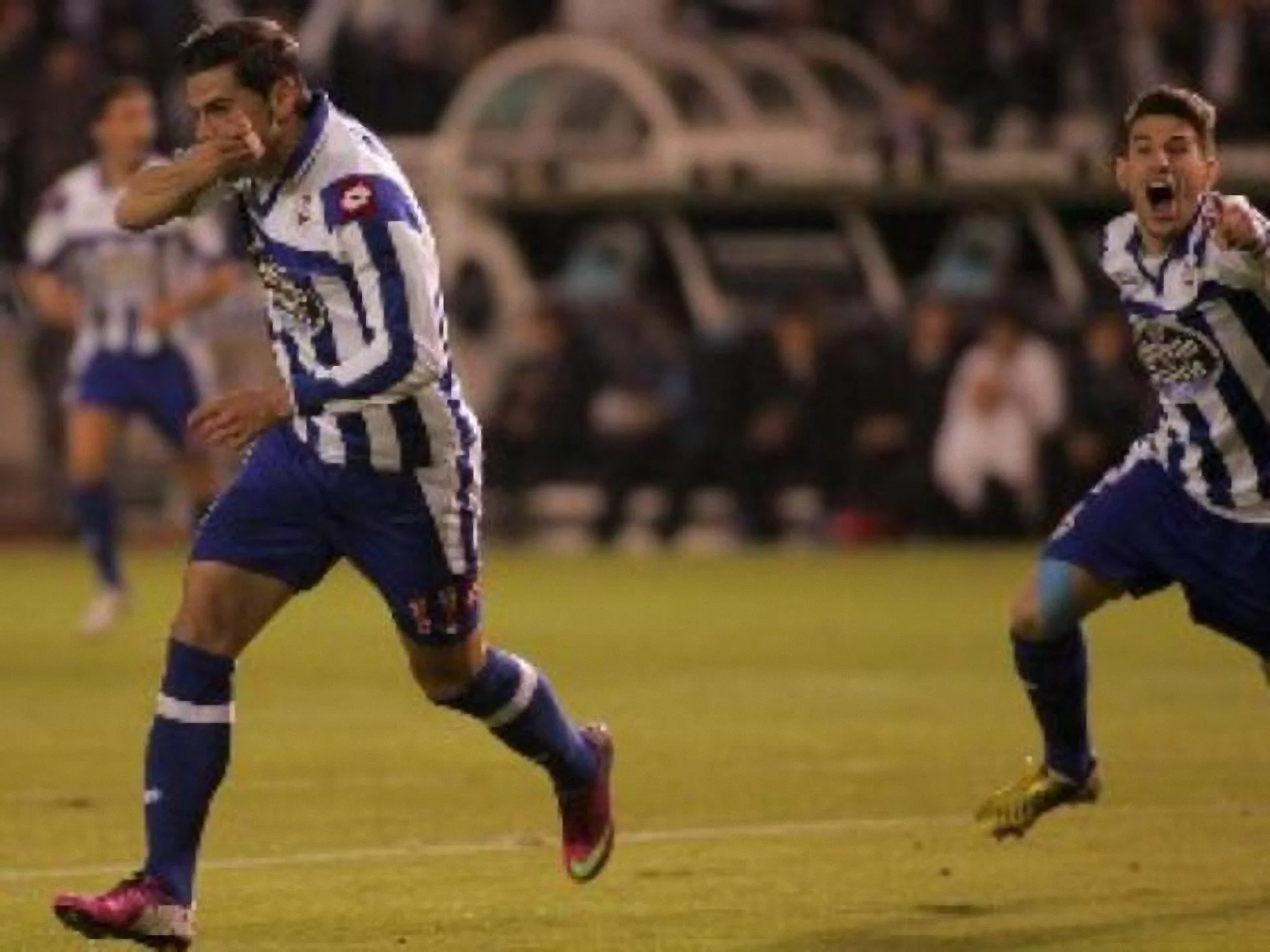 Рікі відкриває рахунок