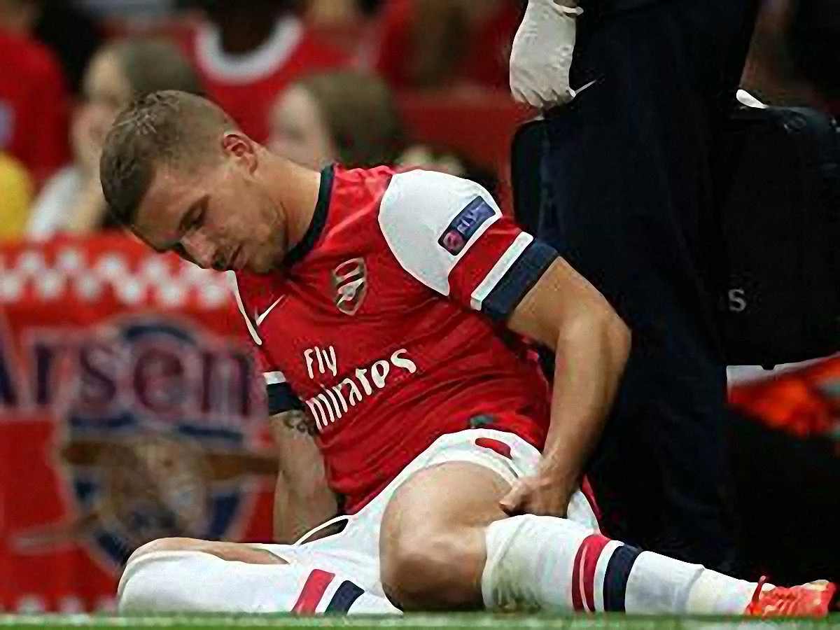 Лукас Подольски