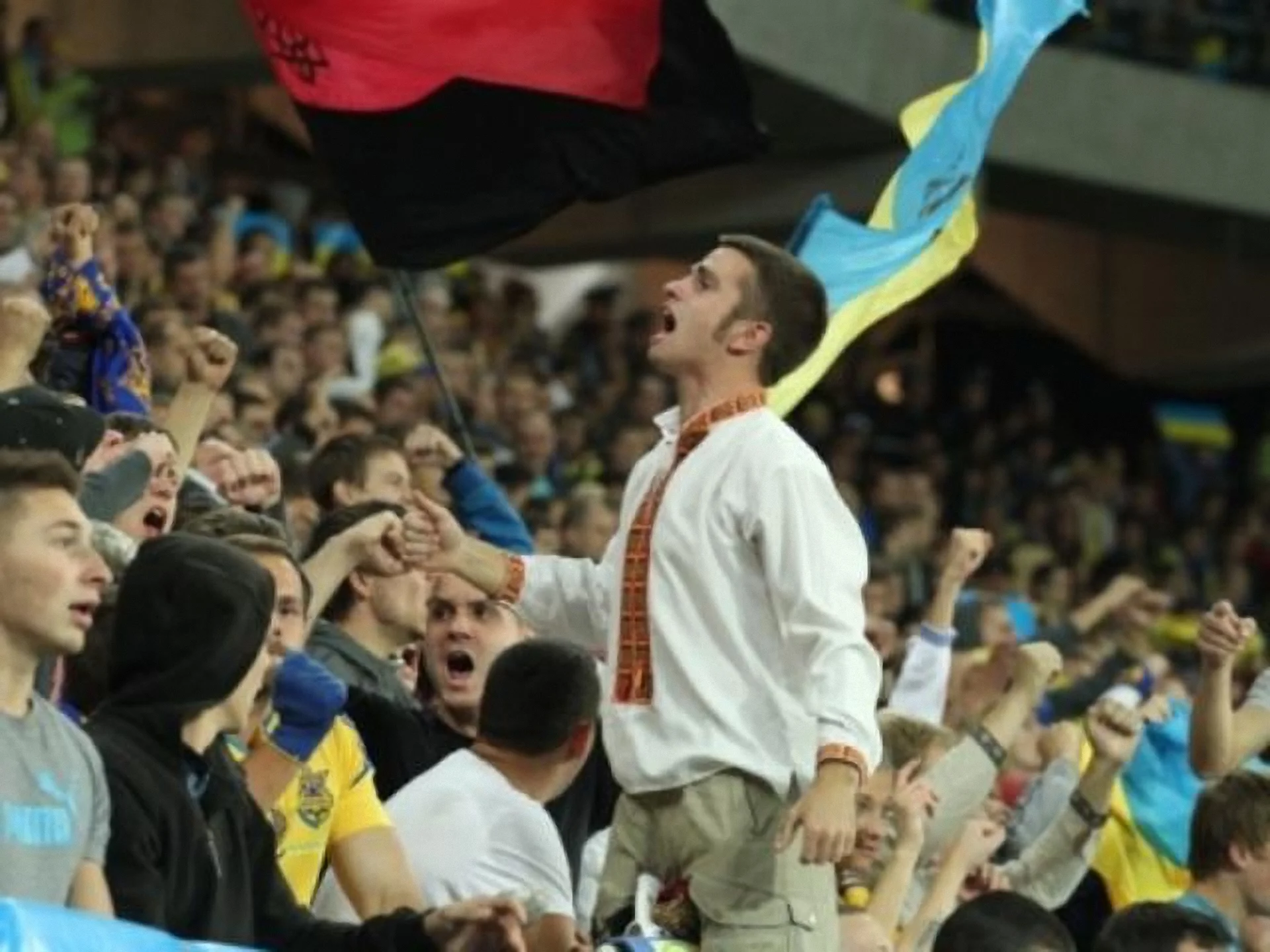 Фанатів пустять на фінал Кубка