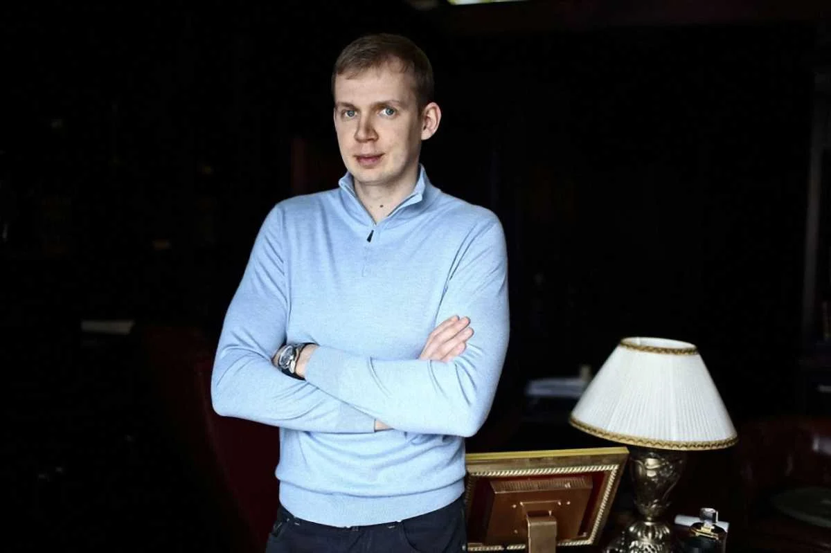 Курченко получил сербский паспорт