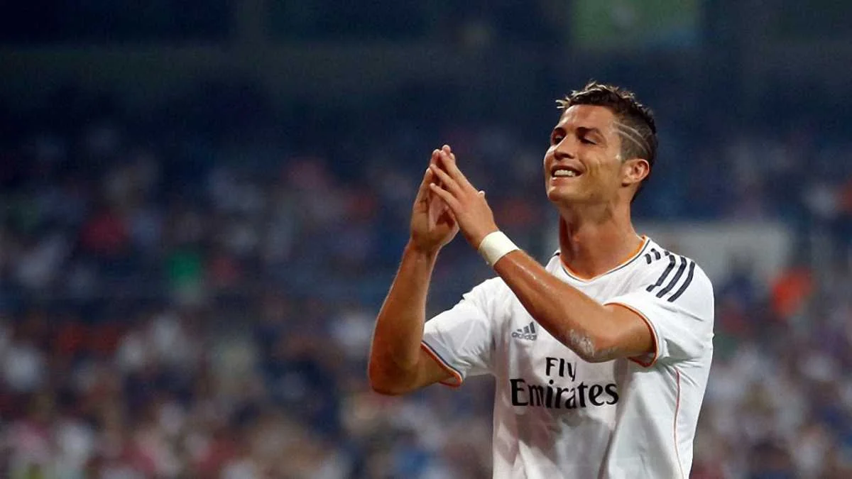 Фото до новини: Віддайте "М'яч" Роналду! Топ-аргументи на користь CR7 у боротьбі за " Ballon D'or"