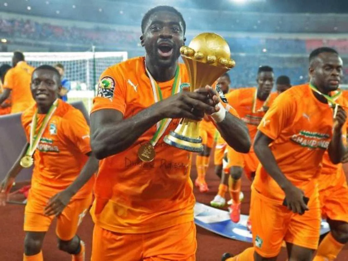 "Слони" на вершині