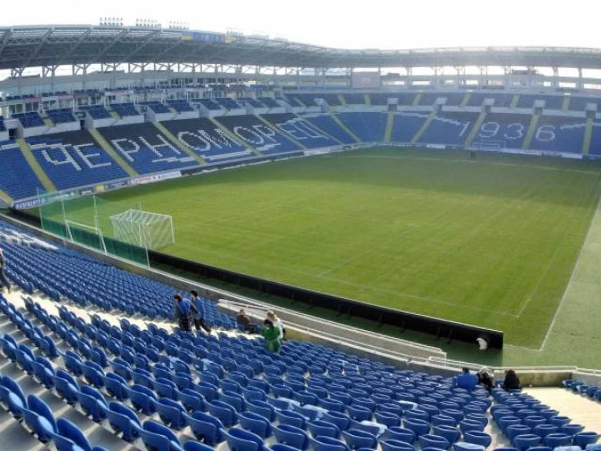 Стадіон "Чорноморця" досі без футболу