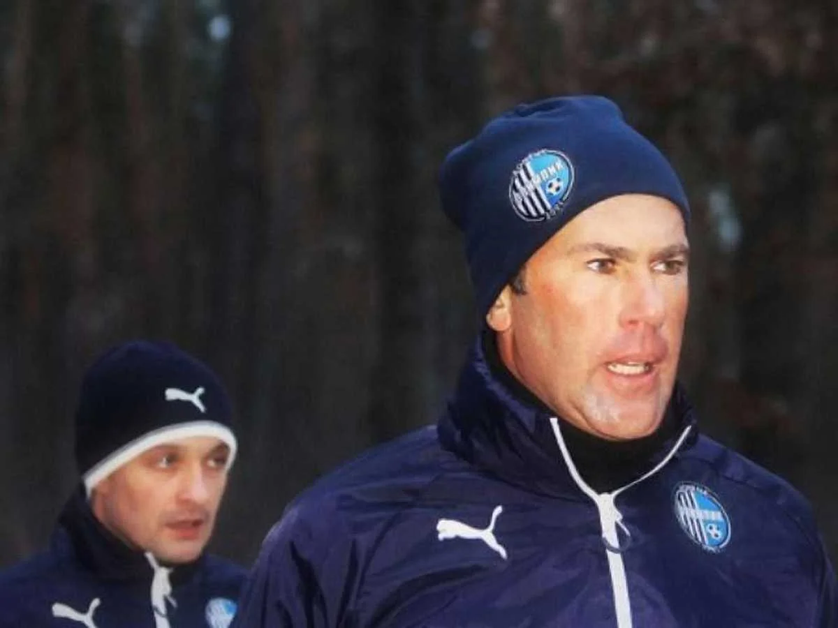 Фото к новости: Упеэловские фишки. Первый гей-скандал в истории украинского футбола