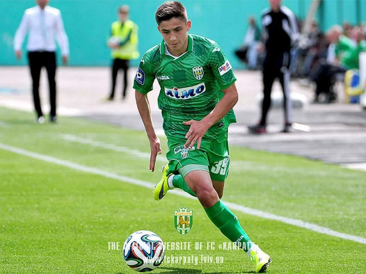 Швед у матчі проти "Олімпіка"