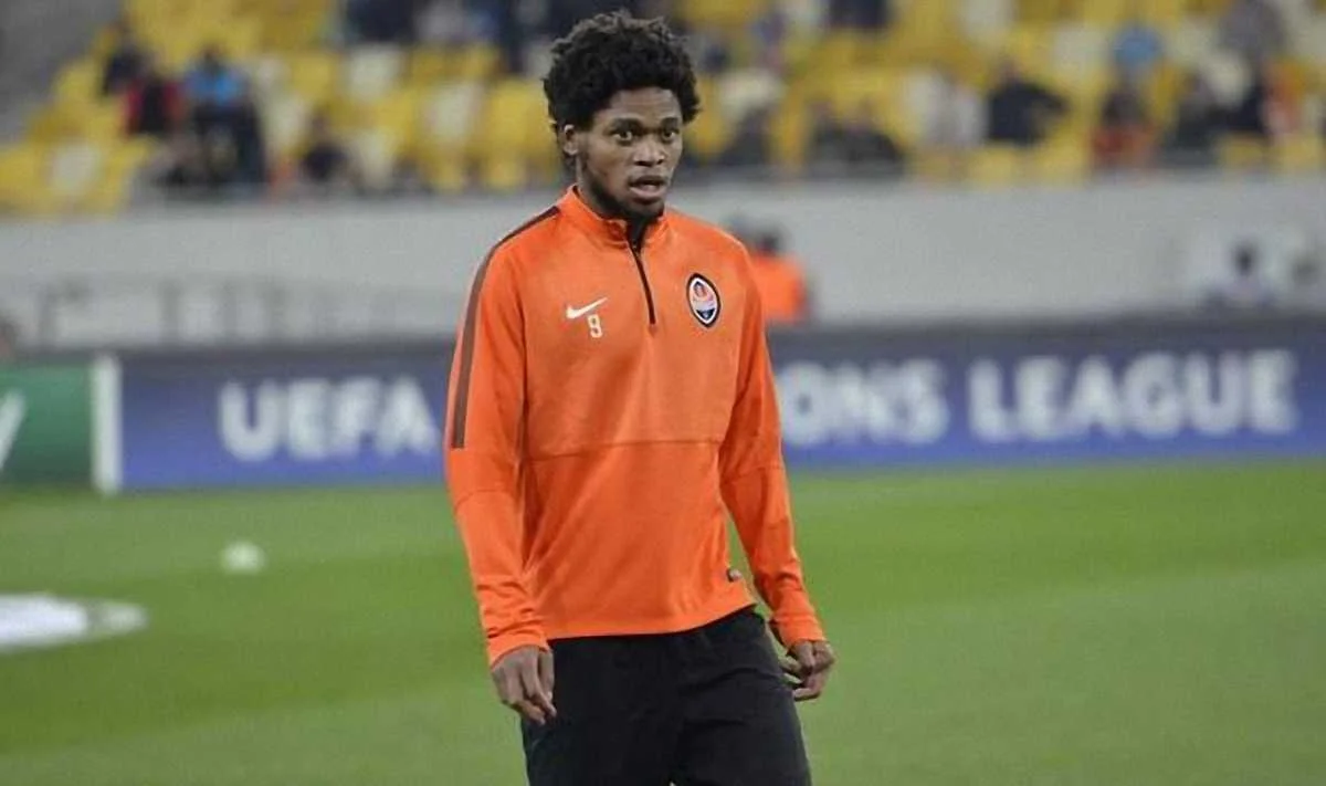 Луїс Адріано