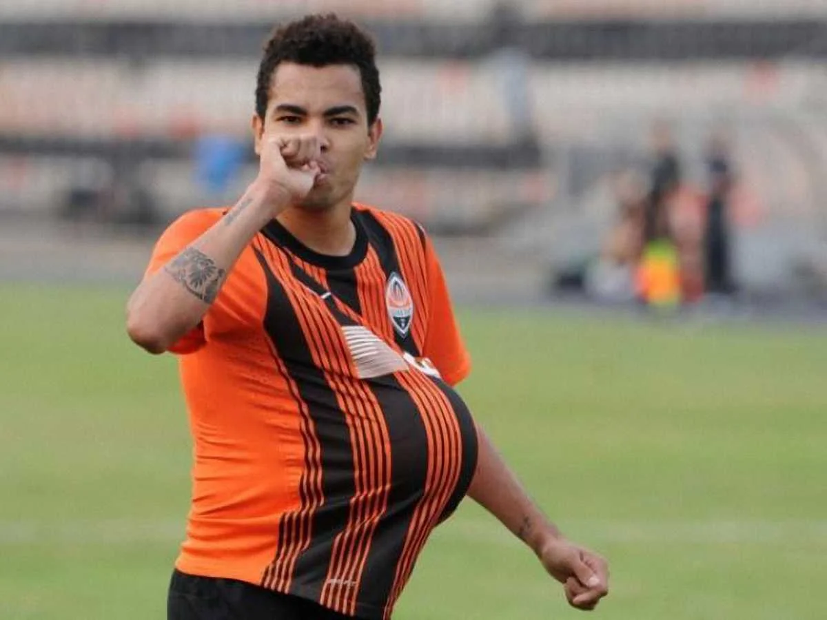 Дентінью забив переможний гол