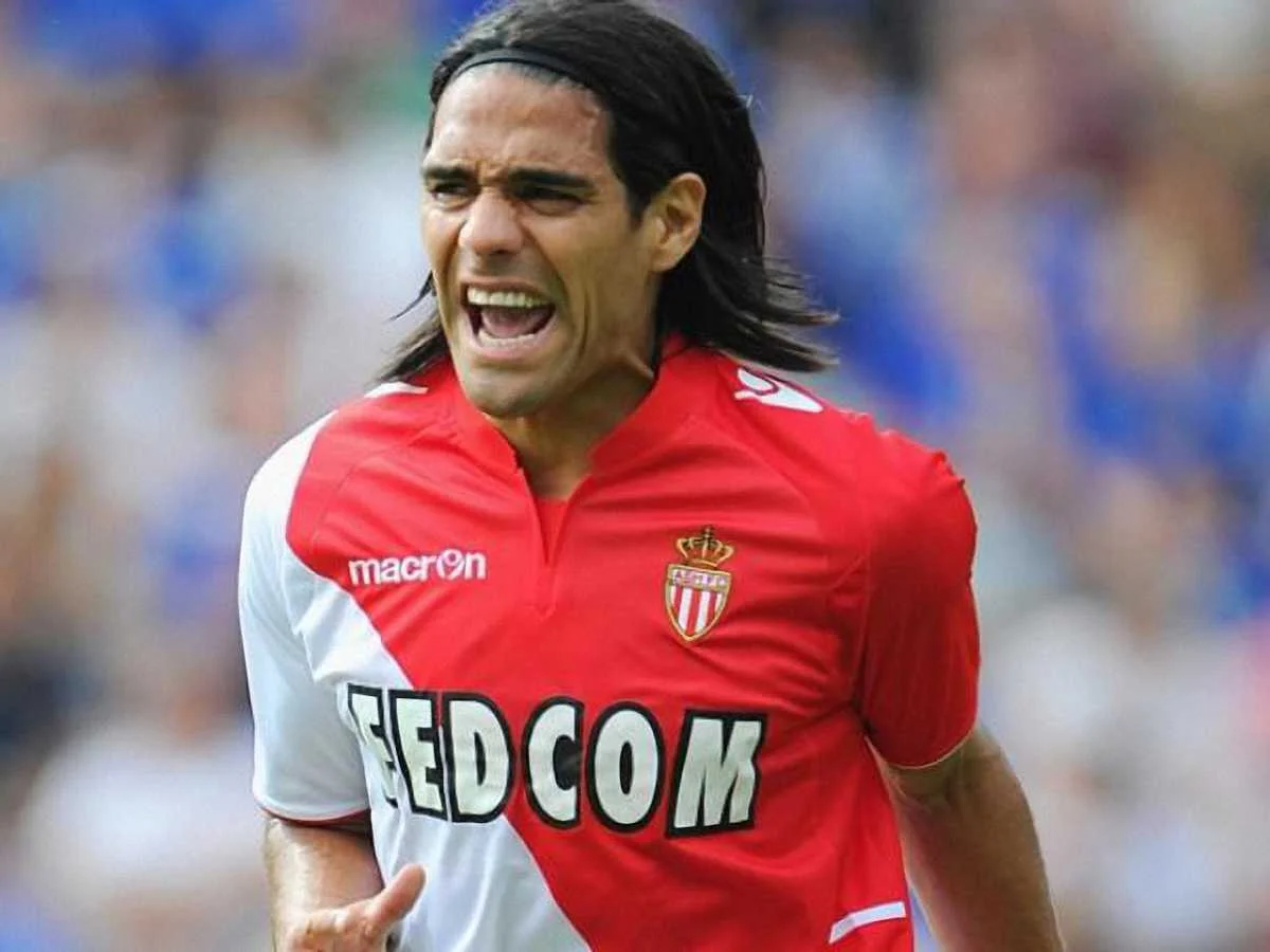 Фалькао переезжает в Лондон