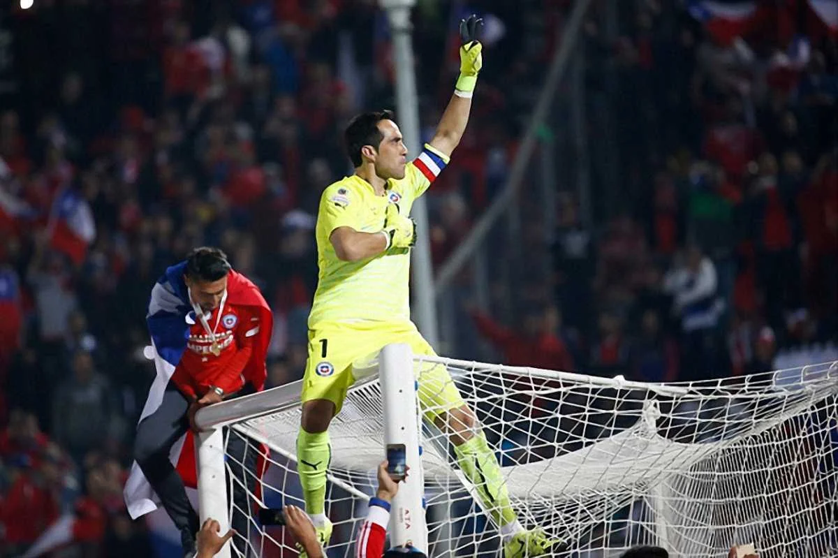 Клаудіо Браво тріумфує