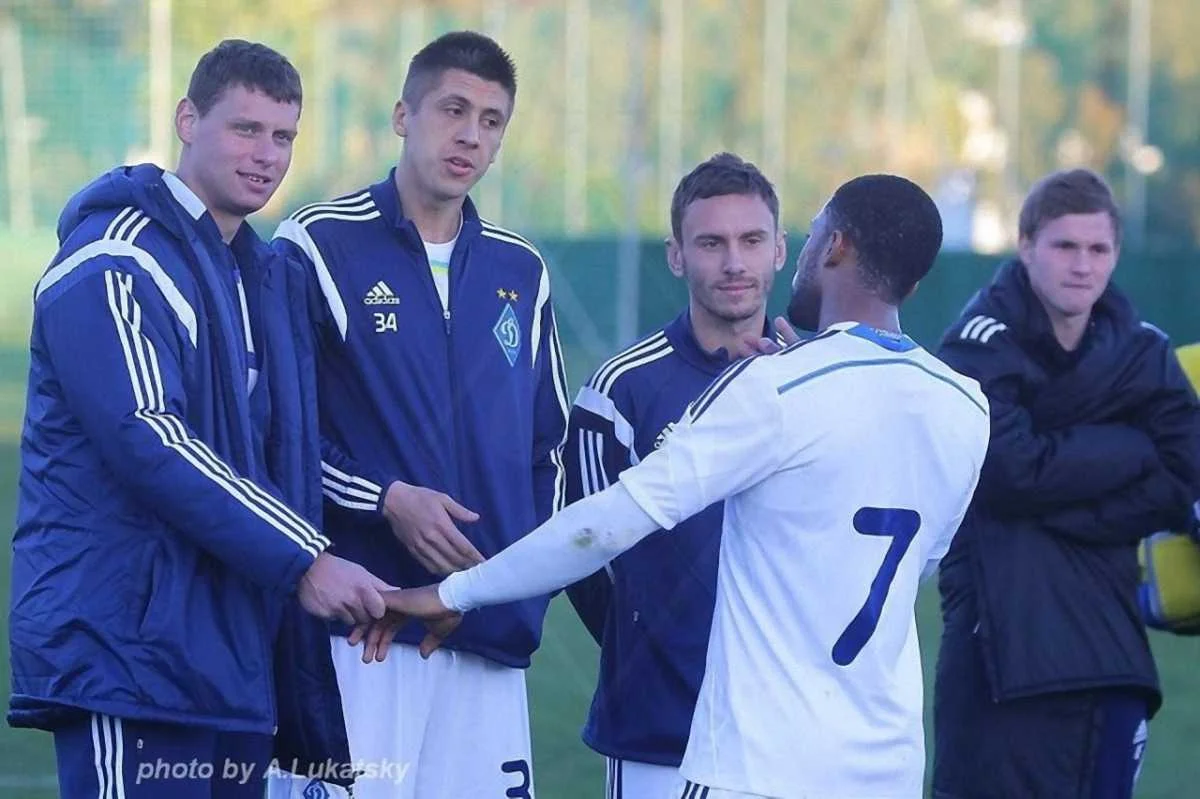 "Динамівці" не хочуть відпускати Ленса