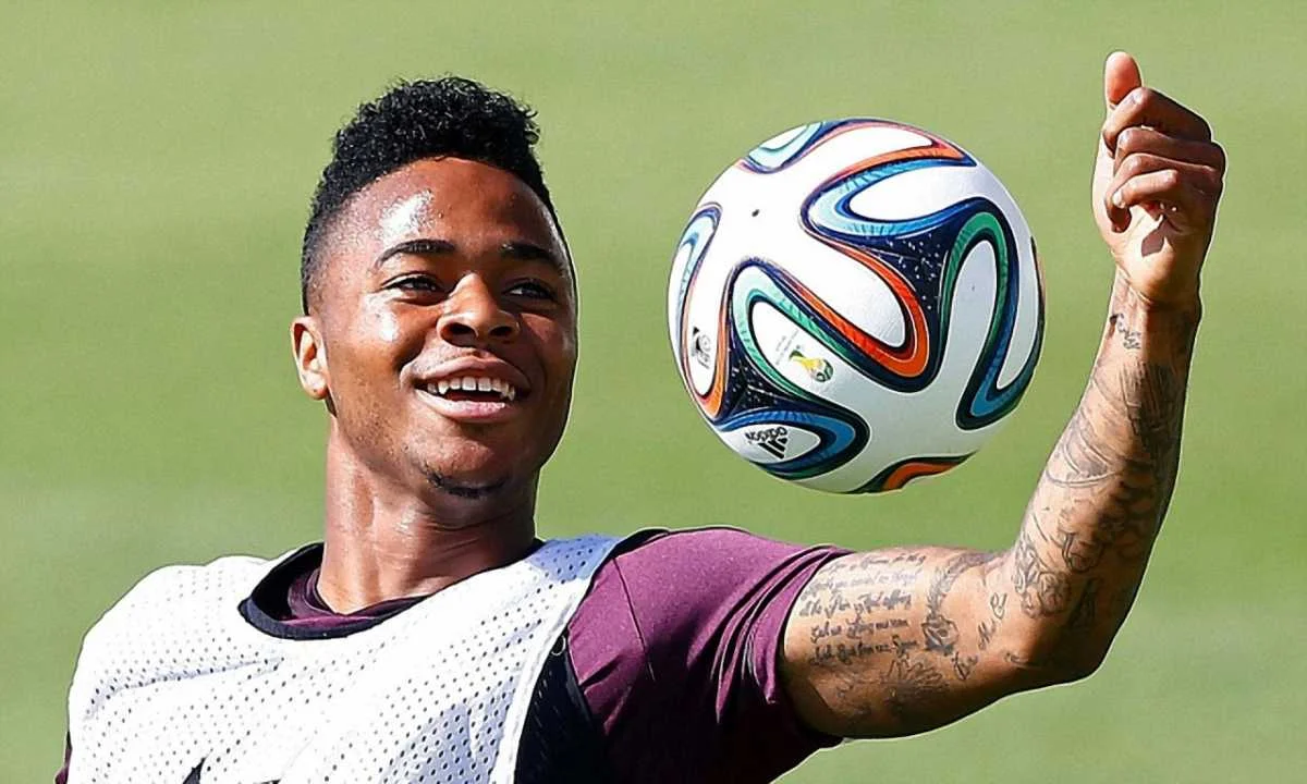 Стерлинг осчастливливает КПР