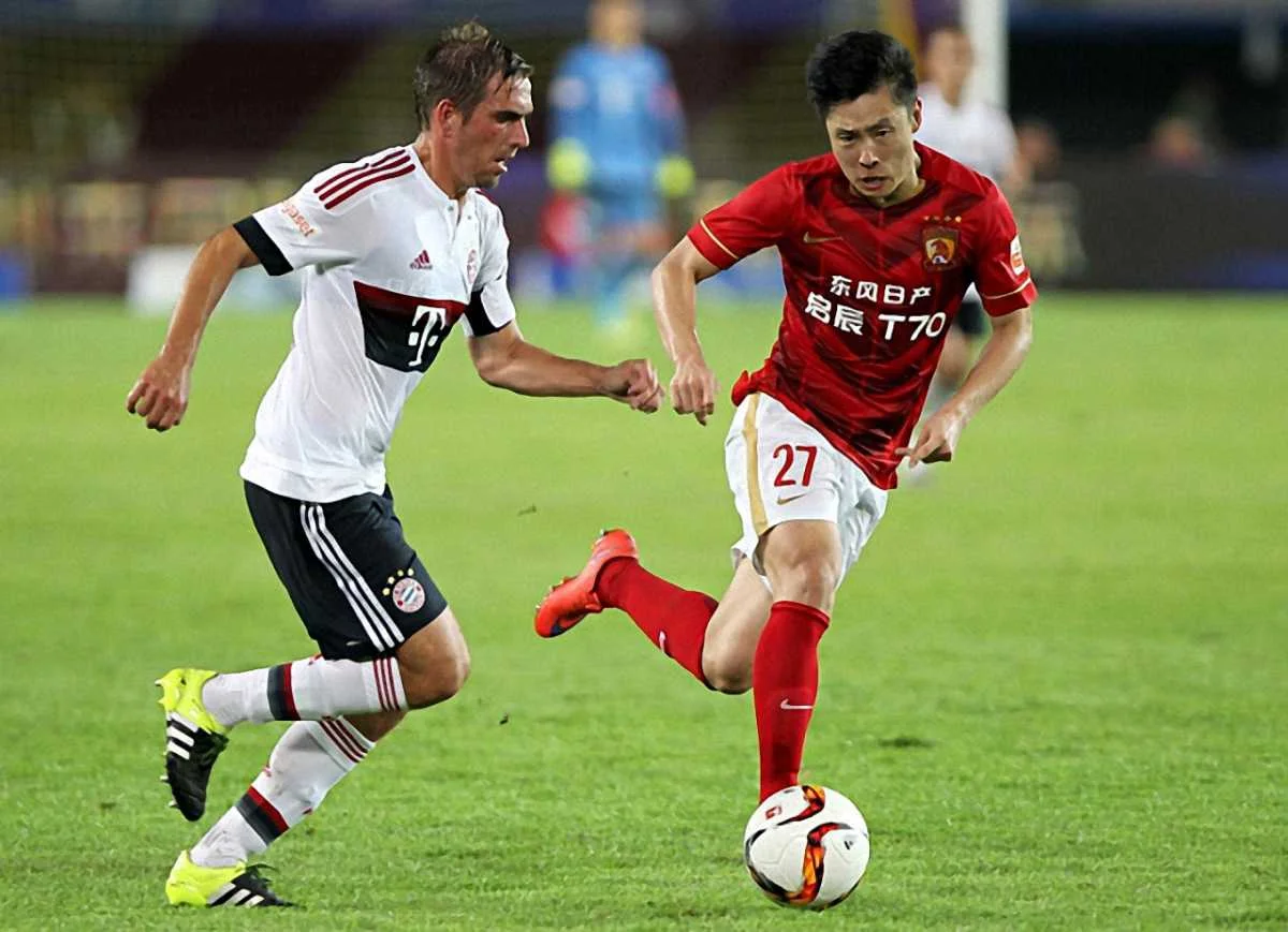 Лам противостоит китайскому оппоненту