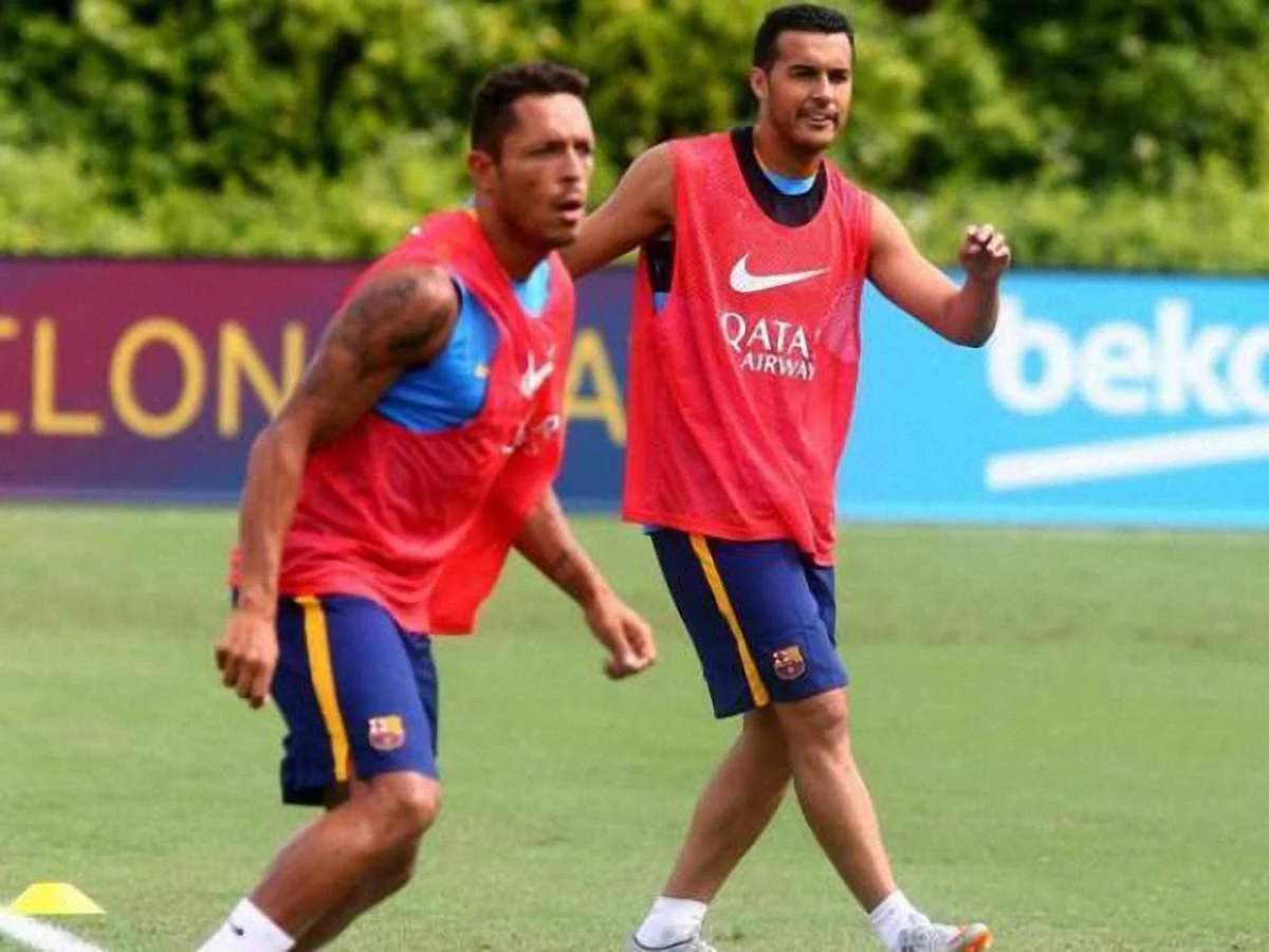 Адріано та Педро йдуть з "Барси"