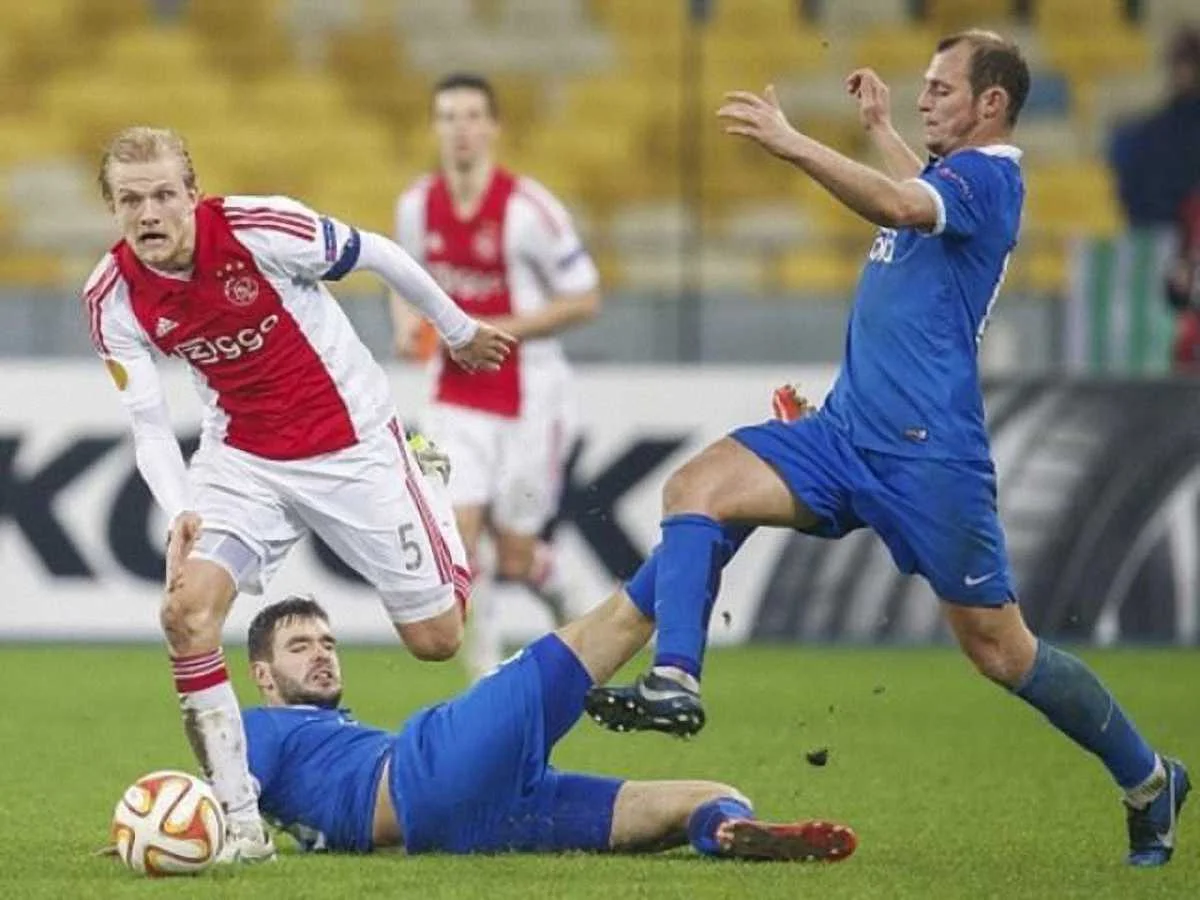 Фото до новини: Костевич, Фрідман та інші підтримали українську армію (ФОТО)