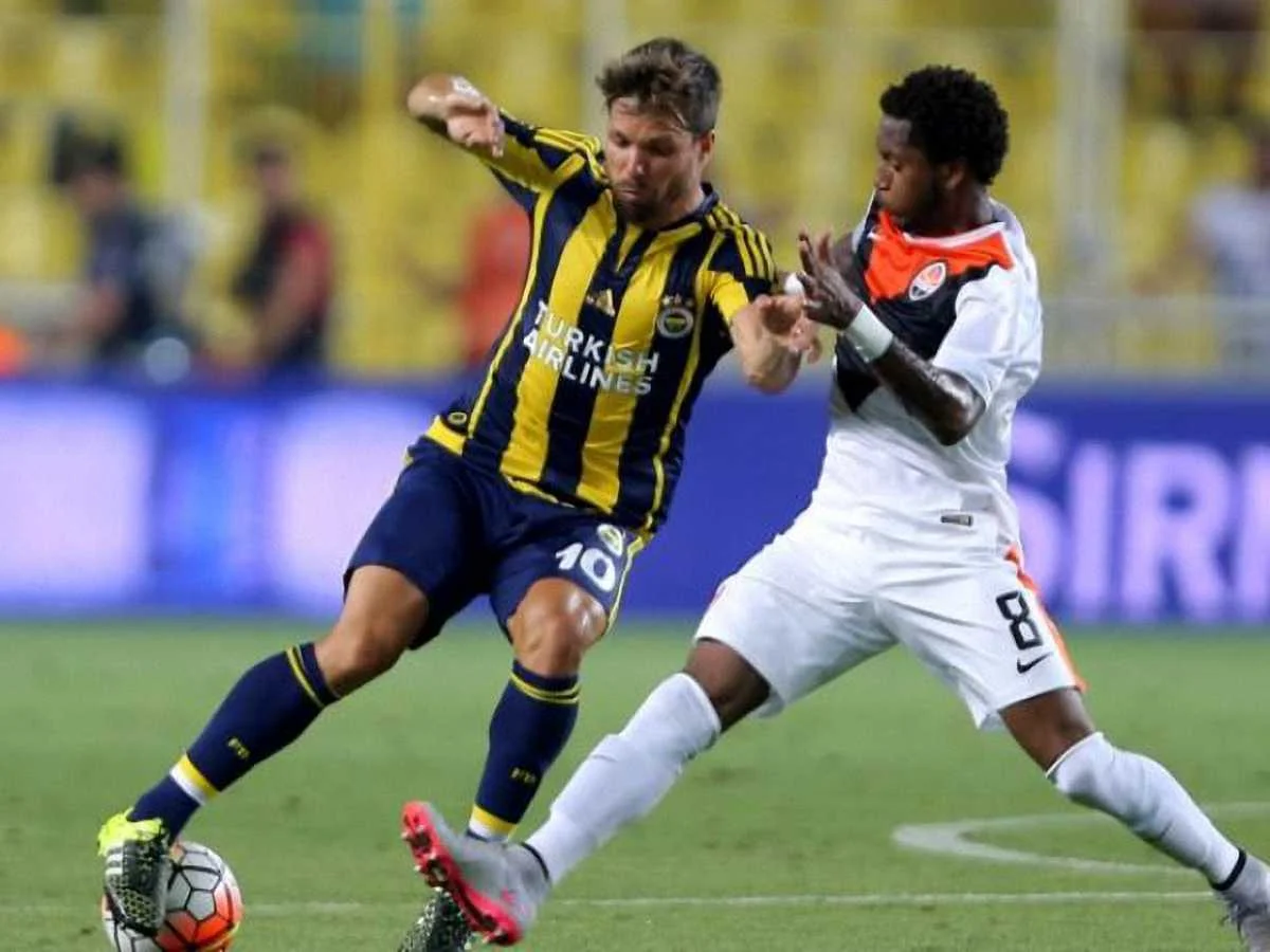 Фред проти Дієго в ЛЧ / Getty Images