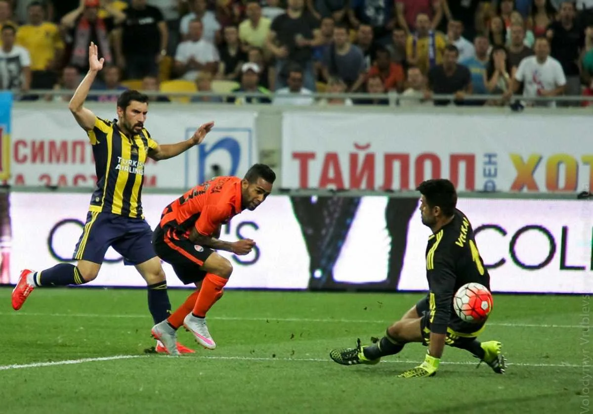 Фото до новини: Як "Шахтар" у Львові турків громив. "Шахтар" - "Фенербахче" - 3:0 (ФОТООГЛЯД)
