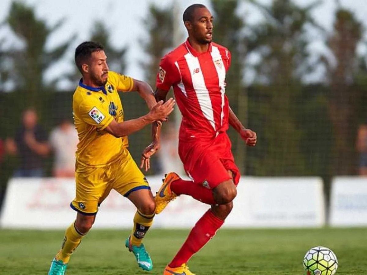 Стівен Н'Зонзі (праворуч) / Getty Images
