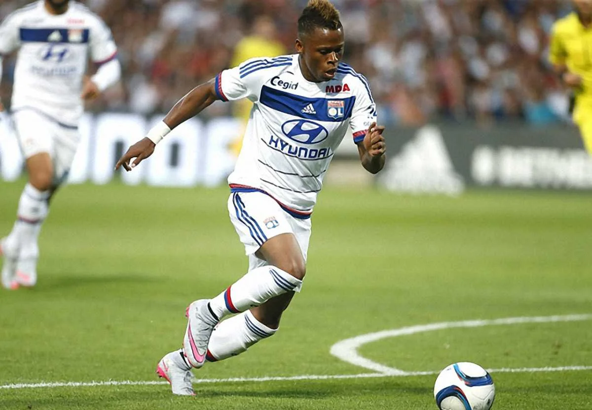 Клинтон Н'Жье близок к переходу в "Тоттенхэм" / Getty Images