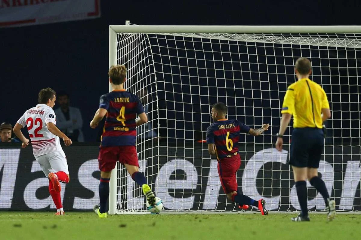 Рекордный гол Евгения Коноплянки, Getty Images