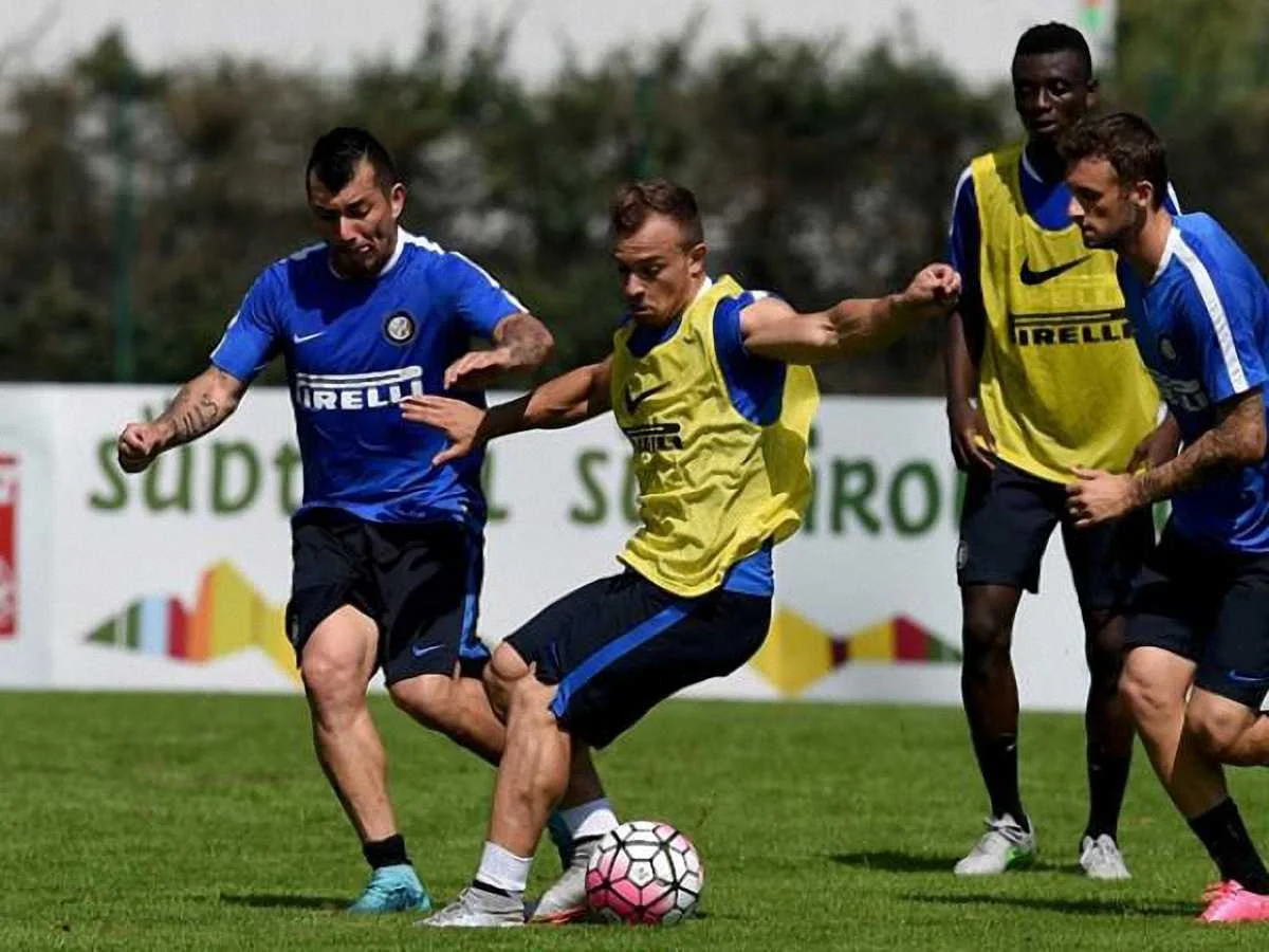 Сьомого серпня Шакірі ще тренувався з "Інтером" / Getty Images