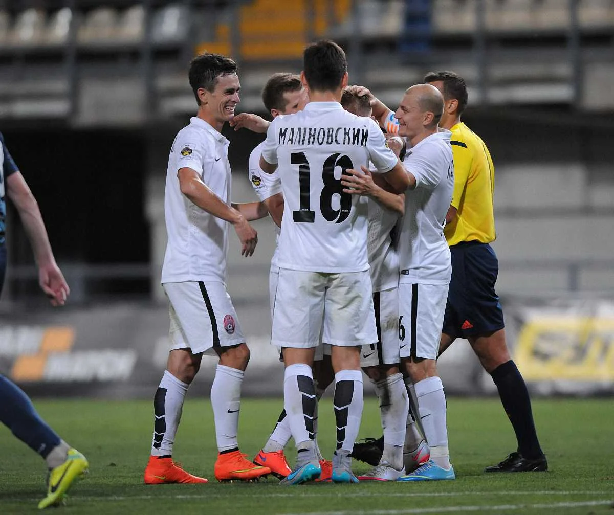 Луганчане побеждают // Фото ФК Заря