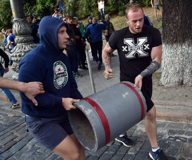 Ультрас, Динамо