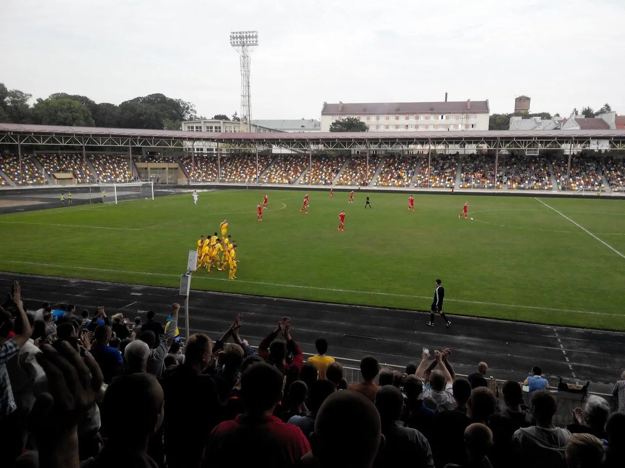 "Тернопіль" б'є "Металург" / офіційна спільнота ФК "Тернопіль"