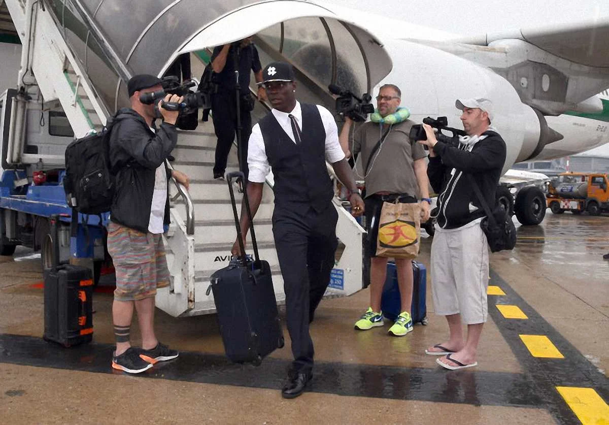 Маріо Балотеллі приземлився, щоб набрати висоту / Getty images