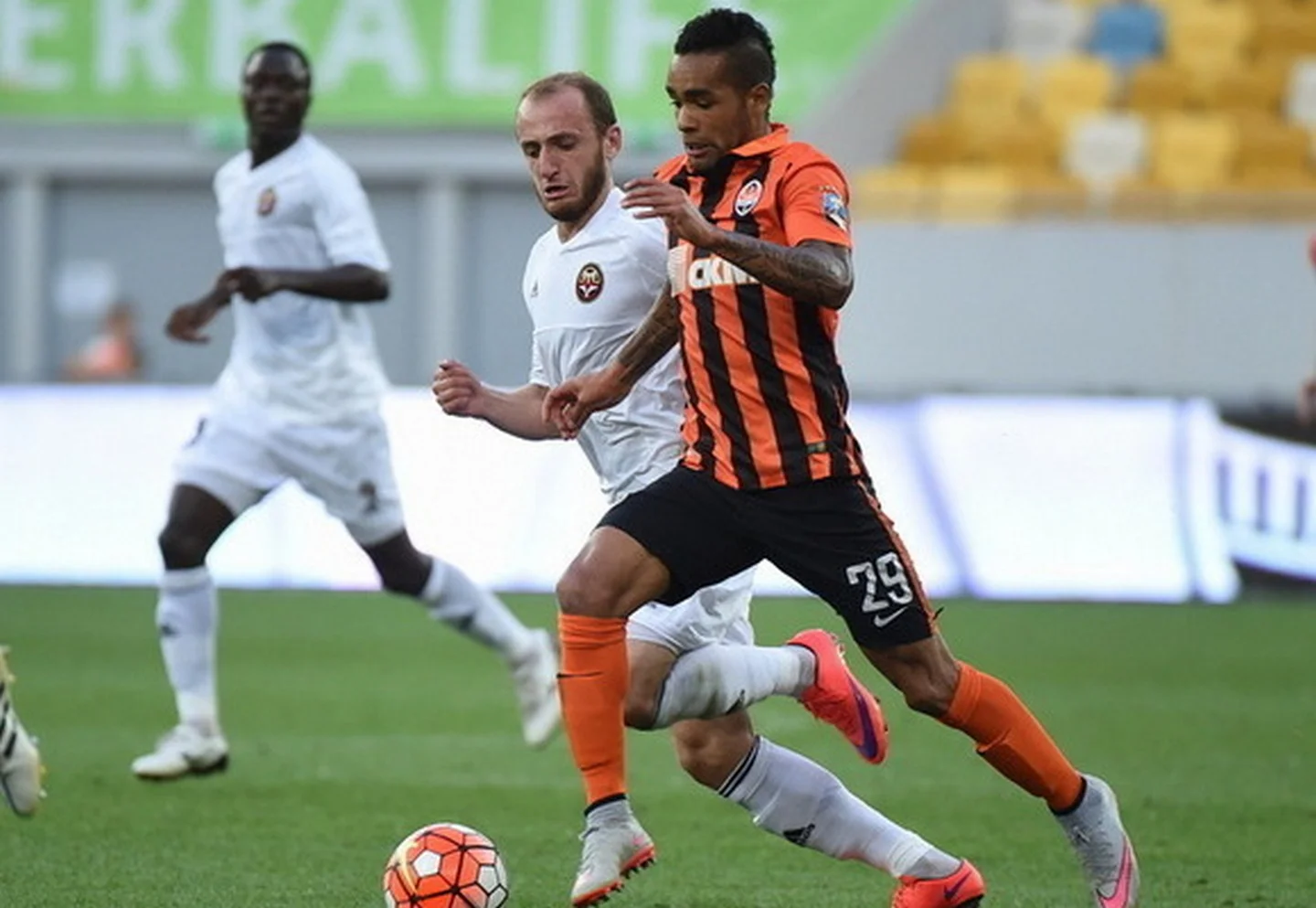 Тейшера отметился дублем // Фото ФК Шахтер