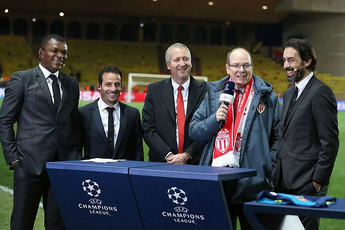 Вадім Васільєв у компанії Десаїй, Жюлі, принца Альберта ІІ та Піреса / Getty Images