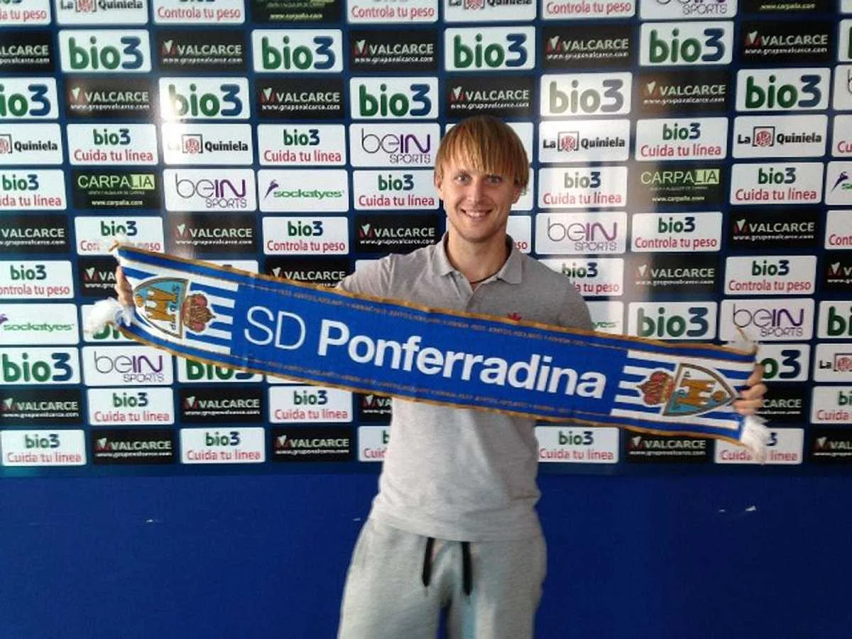 Дмитрий Хомченовский / фото ФК "Понферрадина"